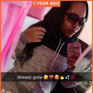 Meet your Posher, Ayanna